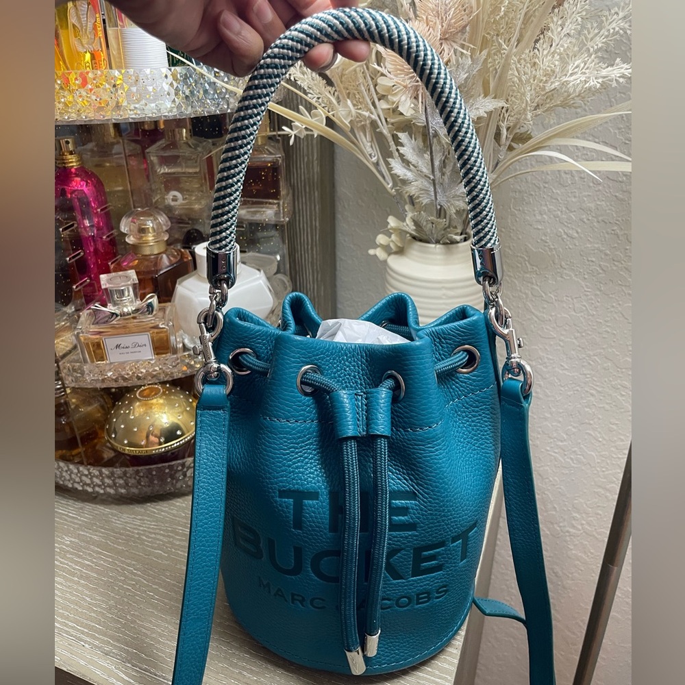 Marc Jacobs Teal Leather Bucket Shoulder Bag